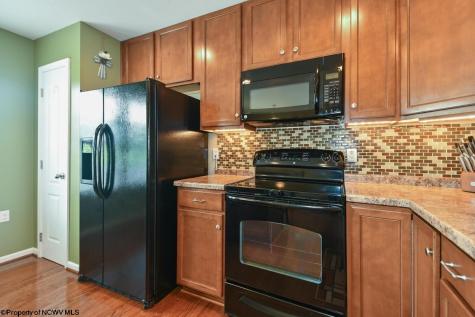 320 Falcon Run Morgantown WV 26508