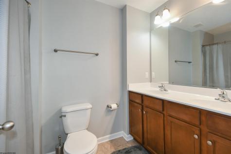 320 Falcon Run Morgantown WV 26508