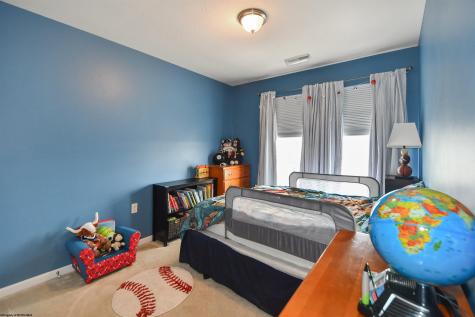 320 Falcon Run Morgantown WV 26508