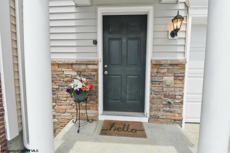 320 Falcon Run Morgantown WV 26508