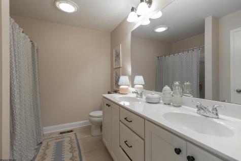 211 Berkshire Circle Bridgeport WV 26330