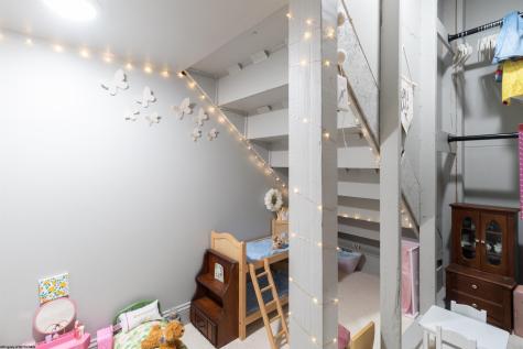 211 Berkshire Circle Bridgeport WV 26330