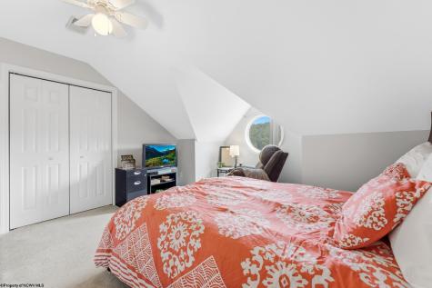 179 Sierra Place Morgantown WV 26505