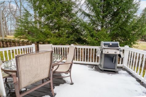 4 Kaylan Drive Morgantown WV 26508