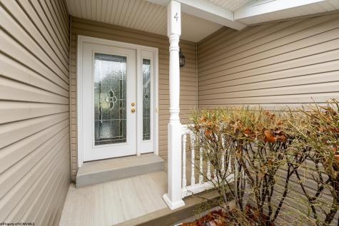 4 Kaylan Drive Morgantown WV 26508