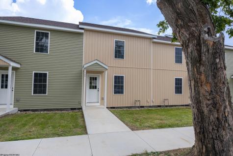 143 Mulberry Avenue Weston WV 26452