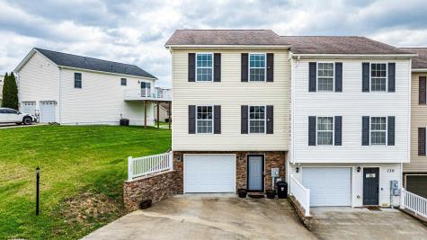 152 Eagle Drive Maidsville WV 26541