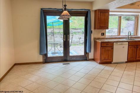 213 Morgan Drive Morgantown WV 26505