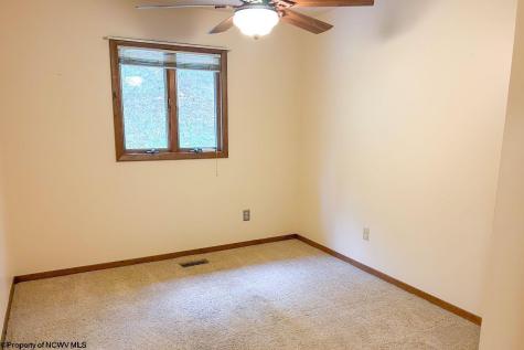 213 Morgan Drive Morgantown WV 26505