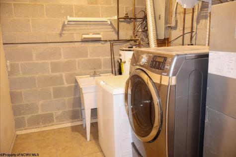 213 Morgan Drive Morgantown WV 26505