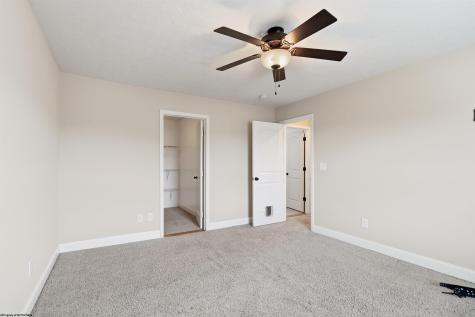 512 Persimmon Lane Bridgeport WV 26330