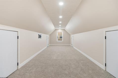 512 Persimmon Lane Bridgeport WV 26330