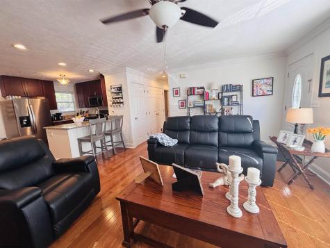 9 Five Forks Drive Morgantown WV 26508