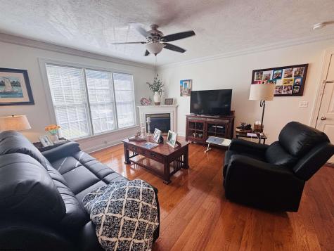 9 Five Forks Drive Morgantown WV 26508