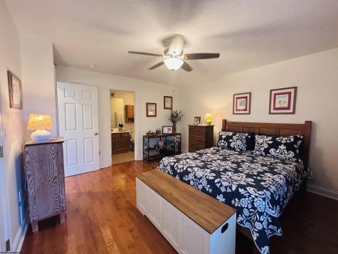 9 Five Forks Drive Morgantown WV 26508