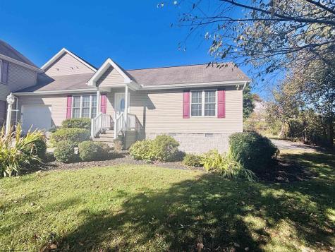 9 Five Forks Drive Morgantown WV 26508