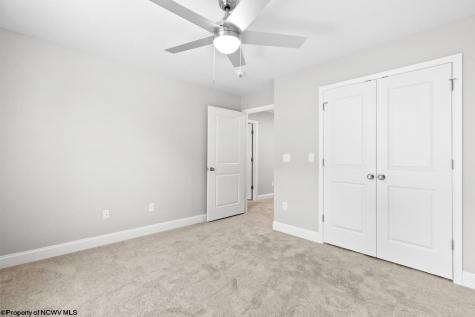 286 Red Oak Lane Morgantown WV 26501
