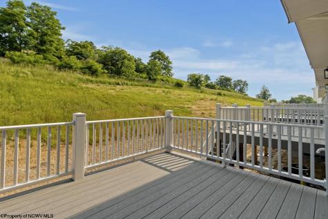 286 Red Oak Lane Morgantown WV 26501