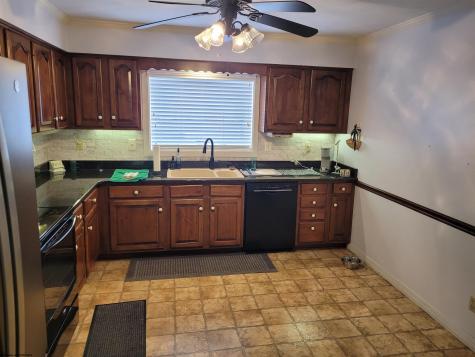 619 Deerfield Drive Bridgeport WV 26330