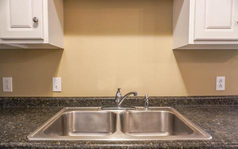 2637 Suncrest Village Morgantown WV 26505