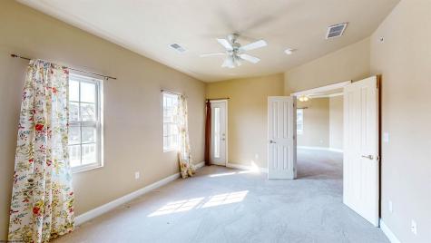 2637 Suncrest Village Morgantown WV 26505