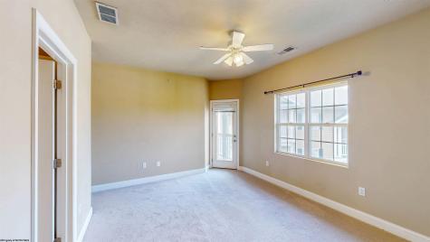 2637 Suncrest Village Morgantown WV 26505