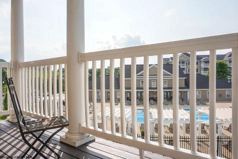 2637 Suncrest Village Morgantown WV 26505