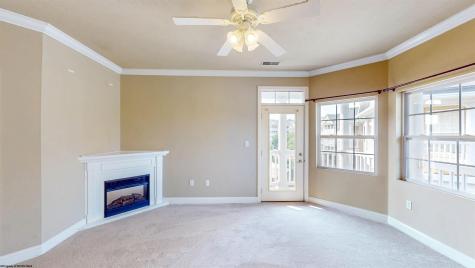 2637 Suncrest Village Morgantown WV 26505