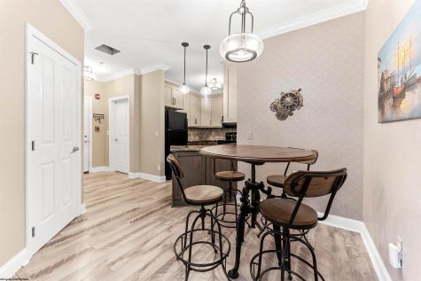 1817 Suncrest Village Morgantown WV 26505