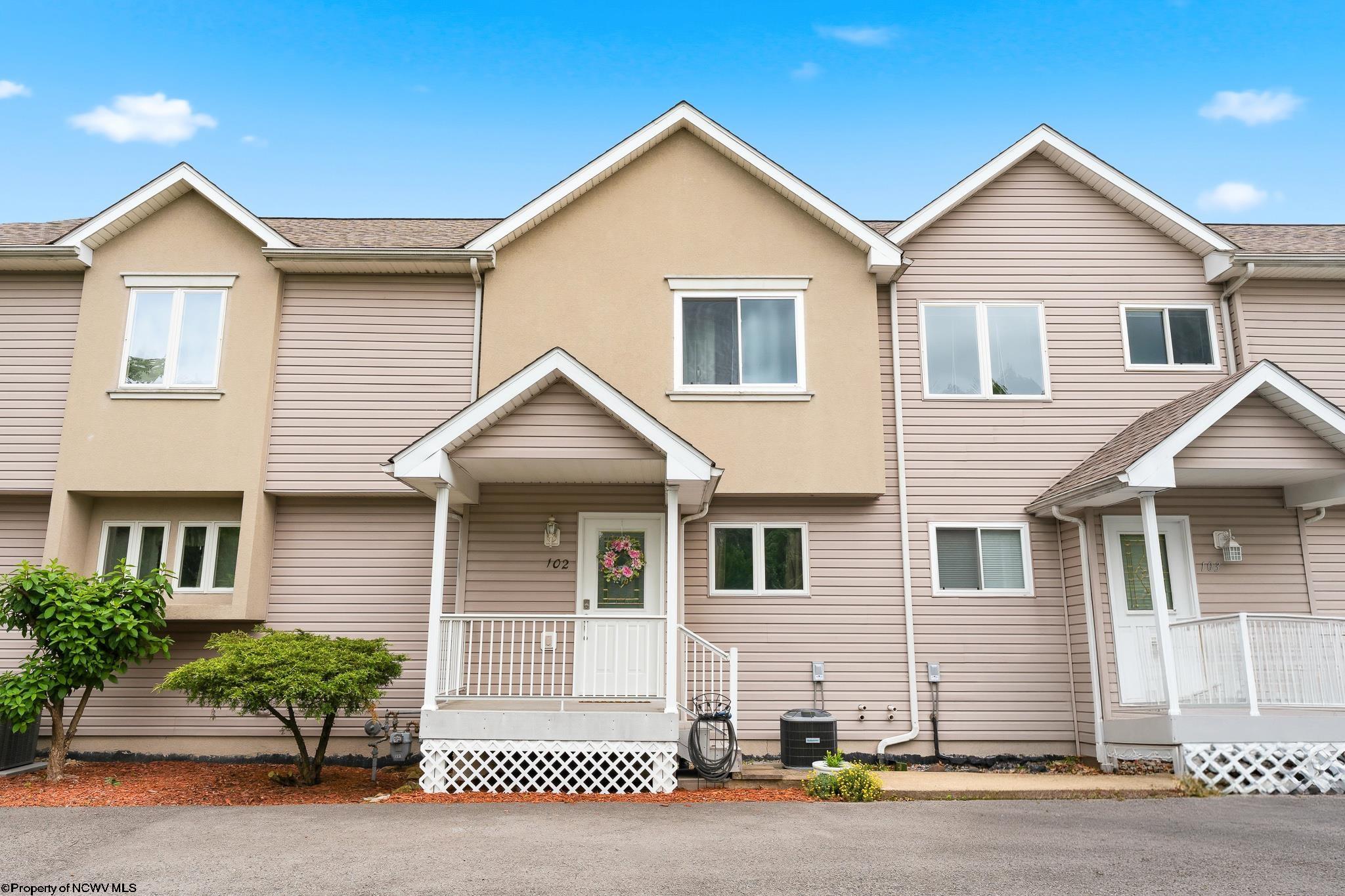 102 Pierpont Heights Morgantown WV 26508