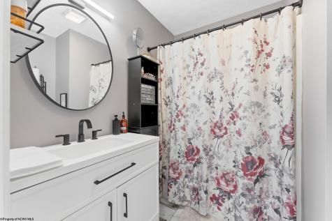 102 Pierpont Heights Morgantown WV 26508