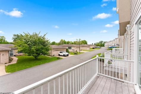 102 Pierpont Heights Morgantown WV 26508