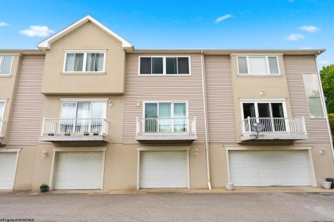 102 Pierpont Heights Morgantown WV 26508