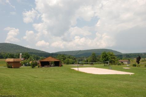 11 Deerfield Circle Davis WV 26260