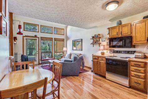 11 Deerfield Circle Davis WV 26260