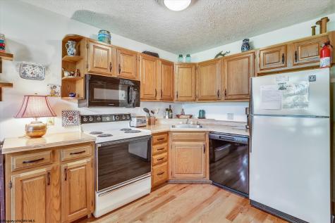 11 Deerfield Circle Davis WV 26260