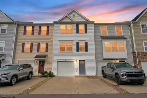 121 Pine Lane Morgantown WV 26508