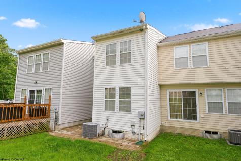 121 Pine Lane Morgantown WV 26508