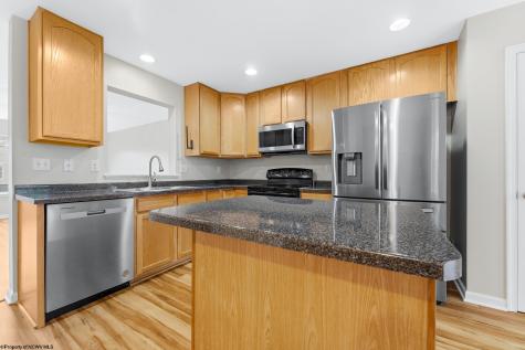 121 Pine Lane Morgantown WV 26508