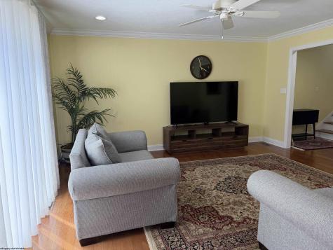 309 Sonoma Way Morgantown WV 26505