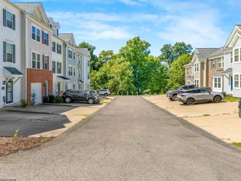 211 Treeline Lane Morgantown WV 26508