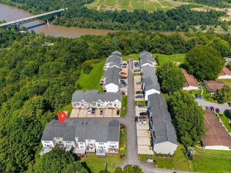 211 Treeline Lane Morgantown WV 26508