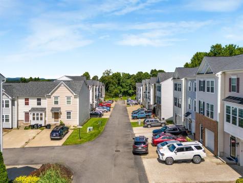 211 Treeline Lane Morgantown WV 26508
