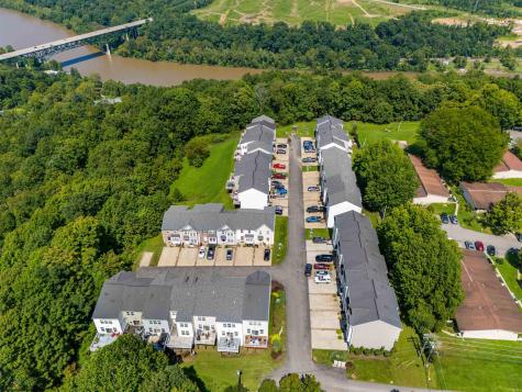 211 Treeline Lane Morgantown WV 26508