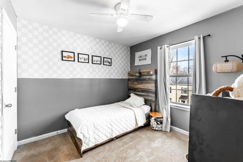 529 Turquoise Lane Morgantown WV 26508