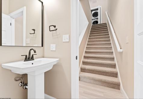 110 Chestnut Grove Morgantown WV 26505