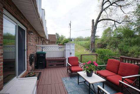 93 Pinewood Road Clarksburg WV 26301