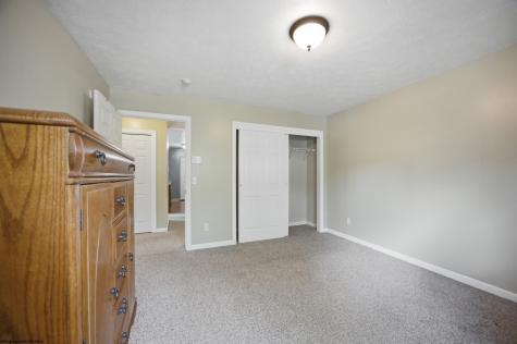 79 Barrington Court Bridgeport WV 26330