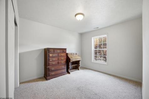 79 Barrington Court Bridgeport WV 26330