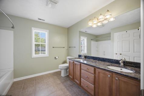 79 Barrington Court Bridgeport WV 26330